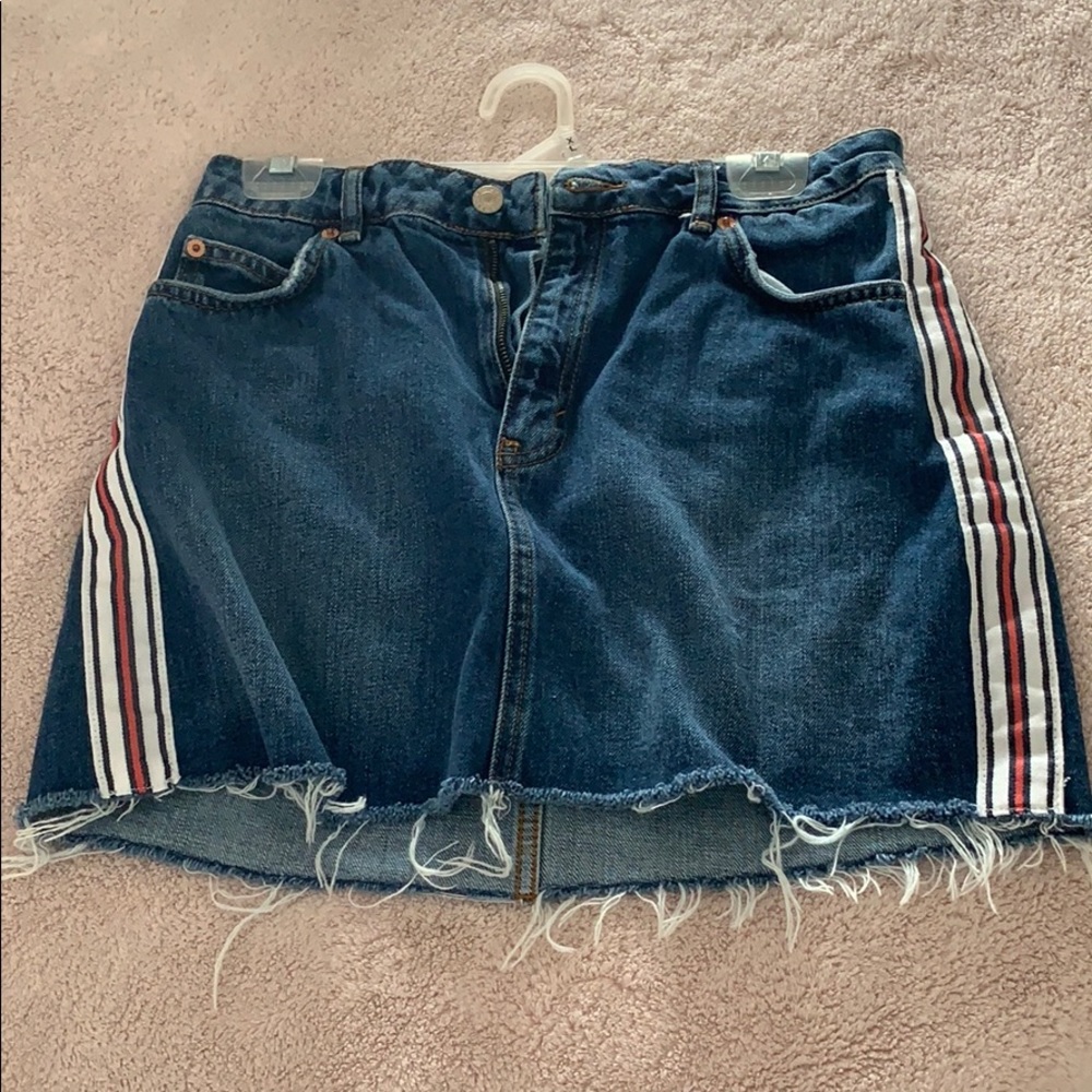 NWOT TOPSHOP  denim skirt